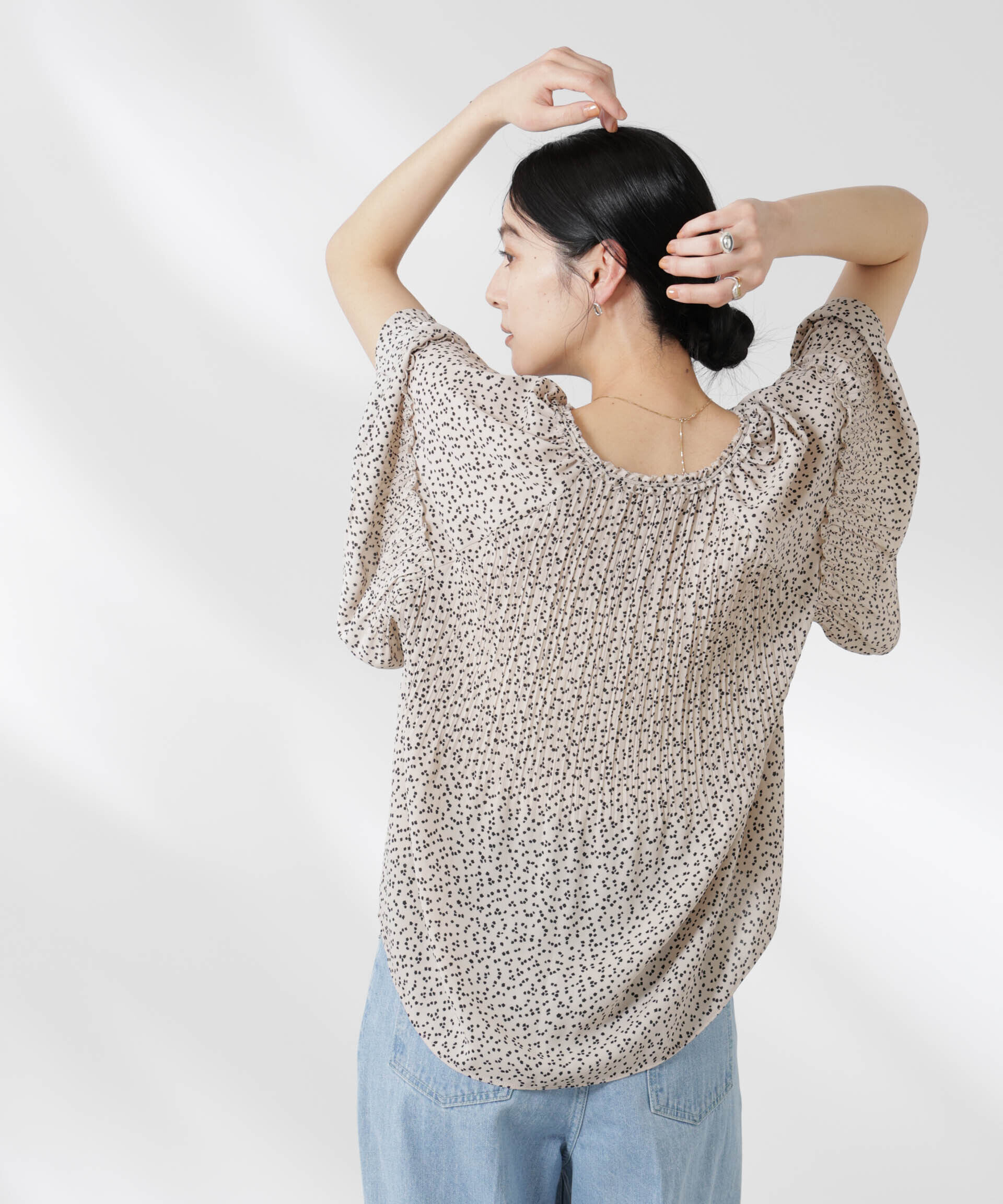 nano･universe「ランダムドットプリーツブラウス」|シャツ・ブラウス|