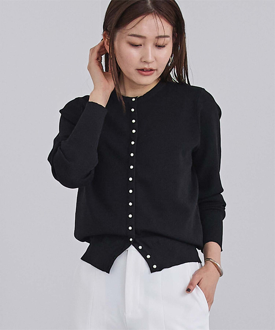 ur's「2wayパール釦ニットカーディガン」|ニット・セーター|