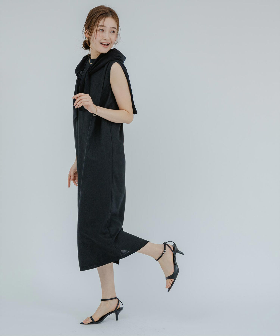ur's「ノースリーブコクーンロングワンピース」|ワンピース|