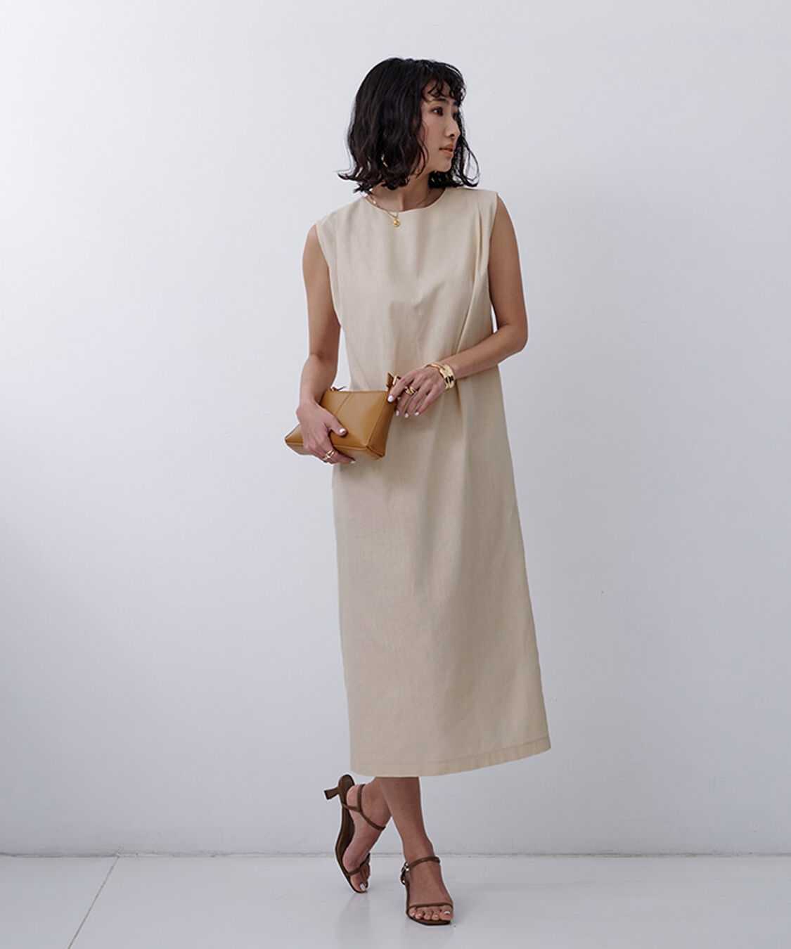 ur's「ノースリーブコクーンロングワンピース」|ワンピース|