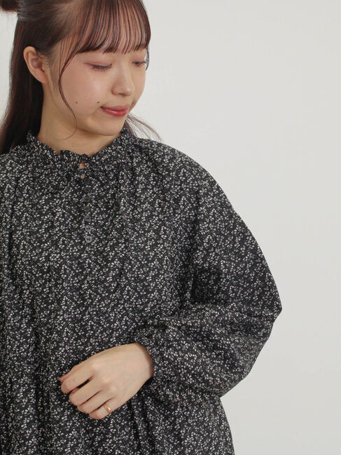 Samansa Mos2「花柄フリルカラーブラウス」|シャツ・ブラウス|ブラック