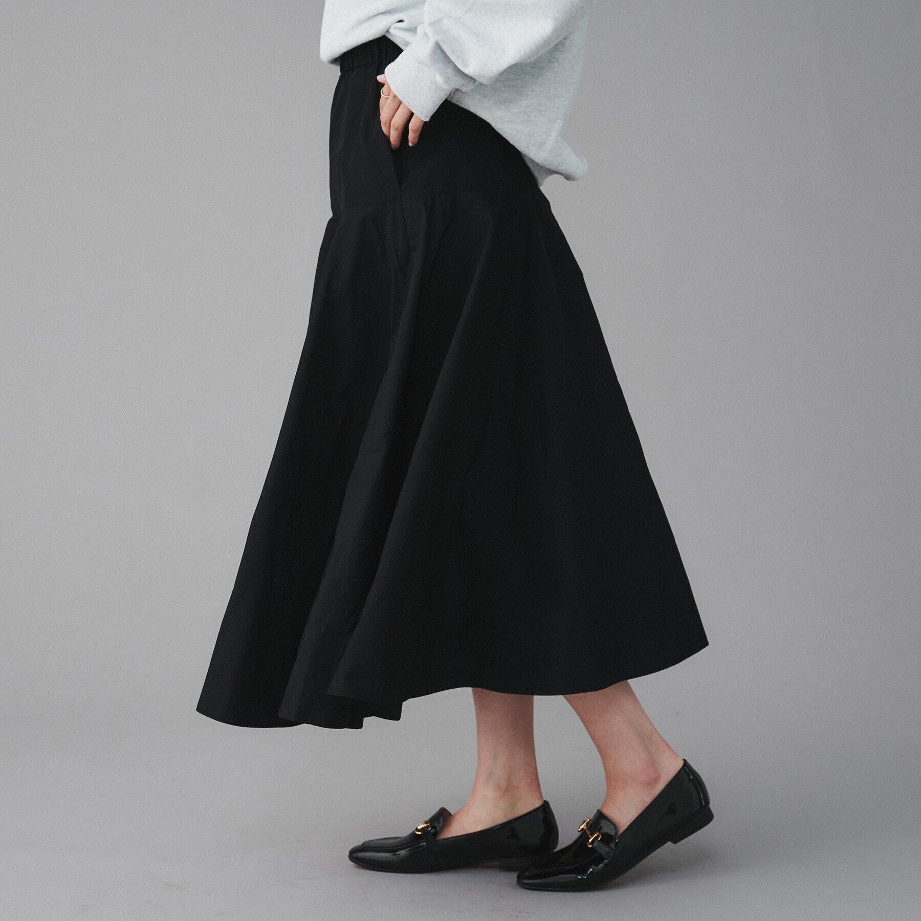 UNTITLED「【MARILYN MOON】モダンタフタ サーキュラー スカート」|スカート|