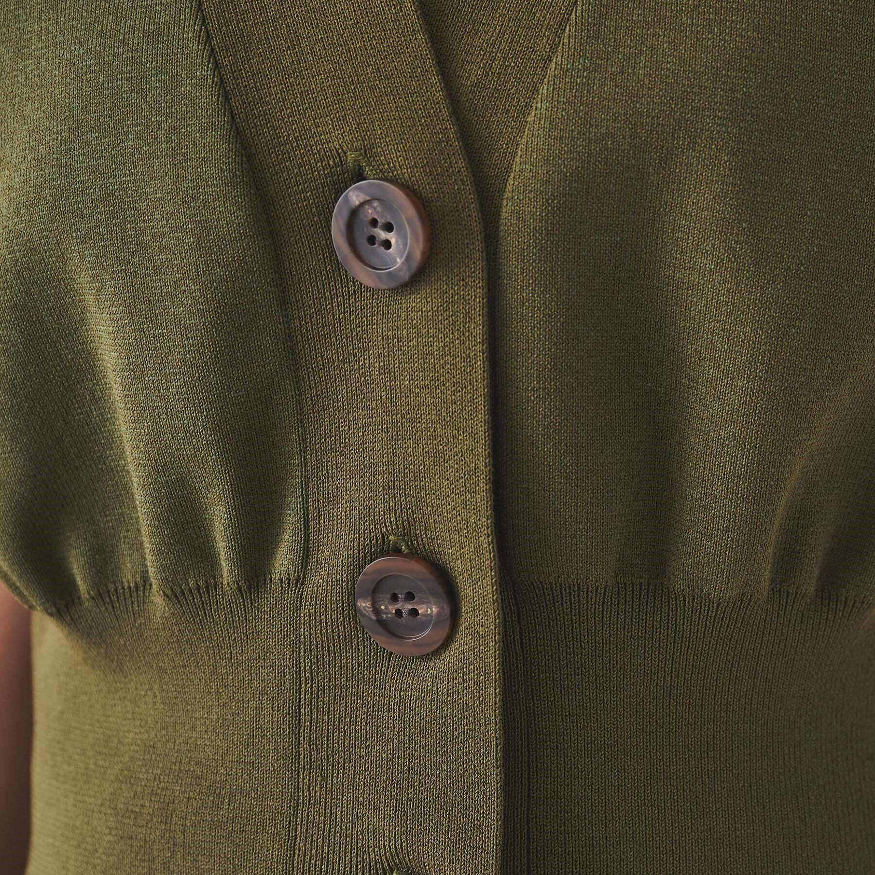 UNTITLED「【セットアップ可能】コンパクトニットベスト」|ニット・セーター|