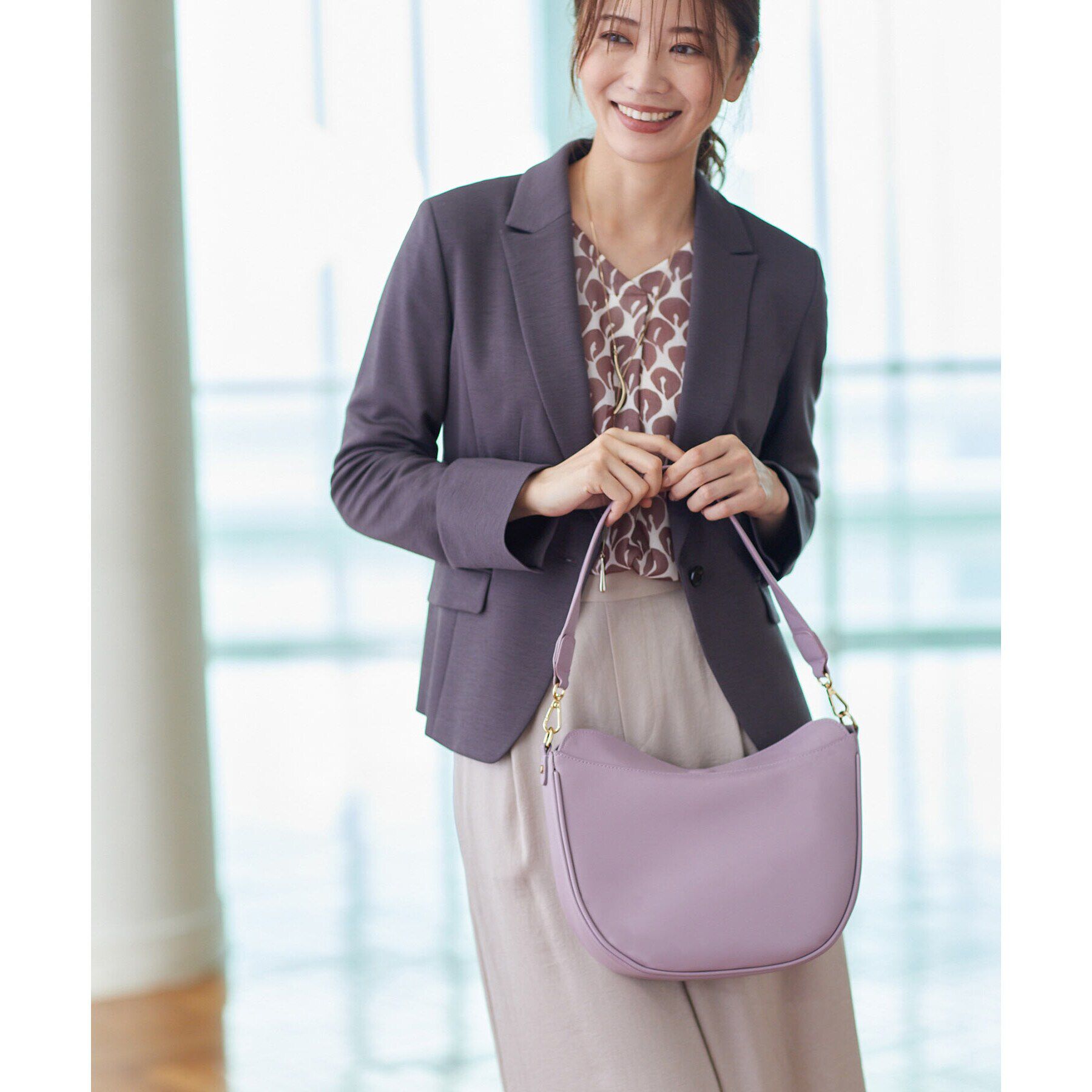 Reflect「【コートの上からでも肩掛けしやすい！／たっぷり収納／WEB限定カラーあり】&rsquo;24秋冬 毎日ミディアム」|ショルダー・メッセンジャー|ラベンダー(080)