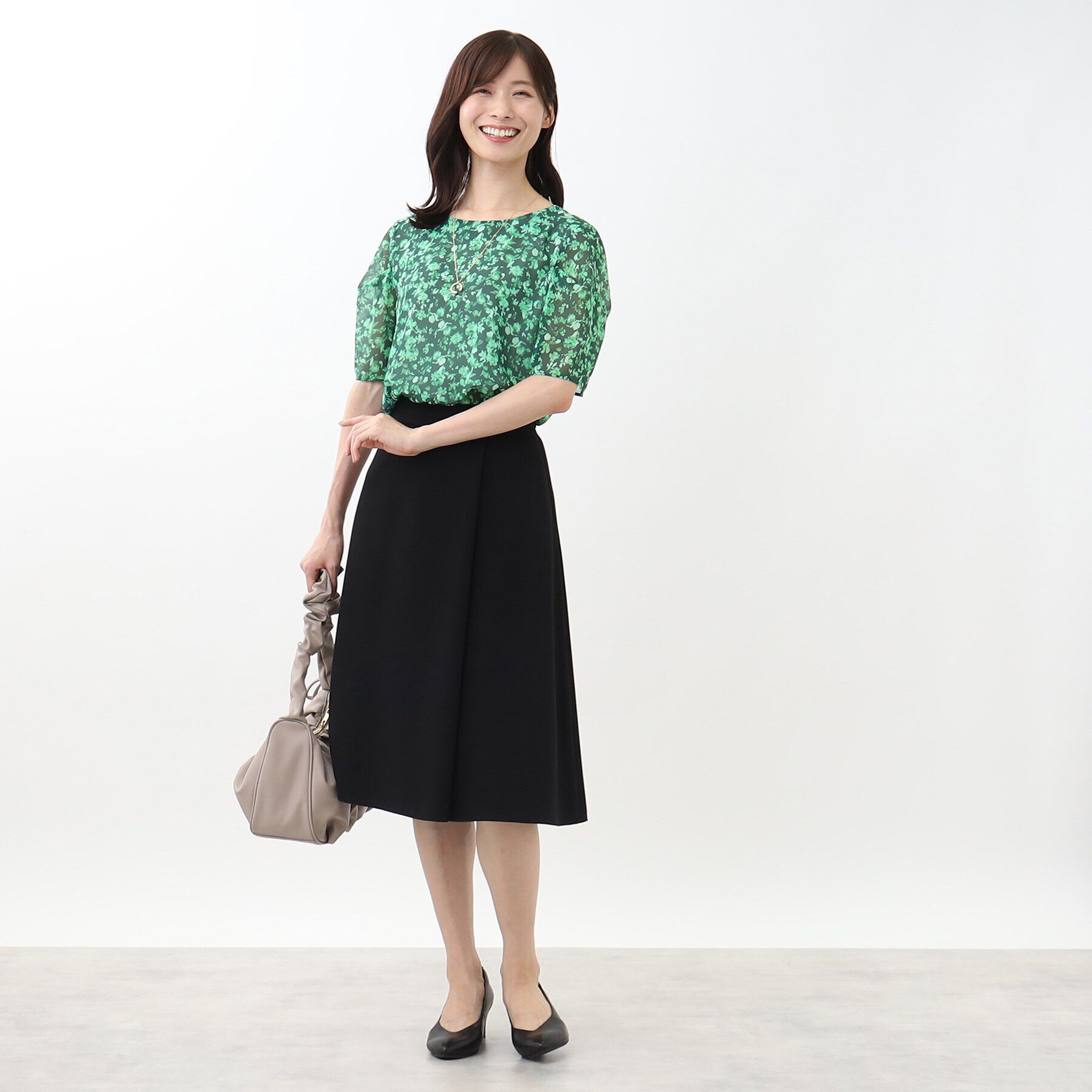 Reflect「【WEB限定カラーあり／マシンウォッシュ／セットアップ可能】フラワープリントブラウス」|シャツ・ブラウス|