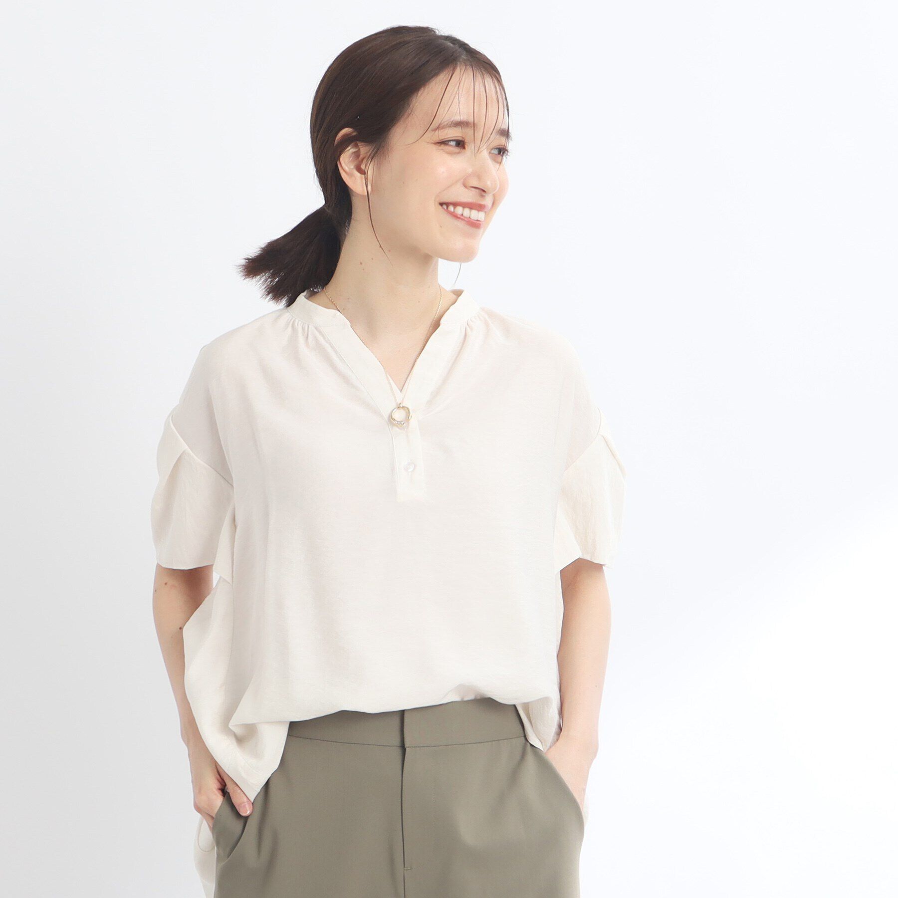 Reflect「【SALE／E‐QUALITY／手洗い可】涼しげ袖ディティールブラウス」|シャツ・ブラウス|