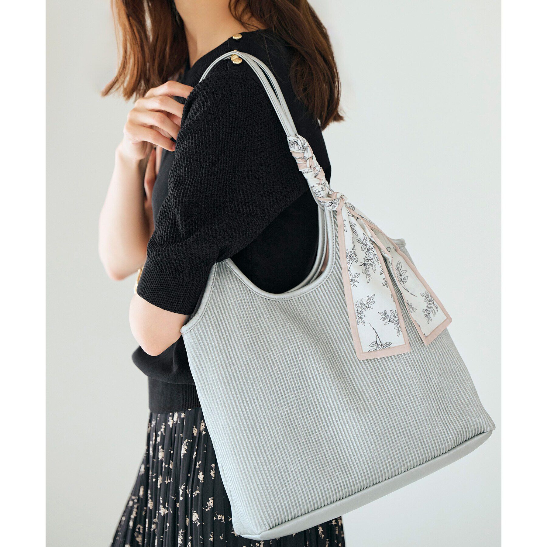 grove「プリーツスカーフトート」|トートバッグ|シルバー(006)