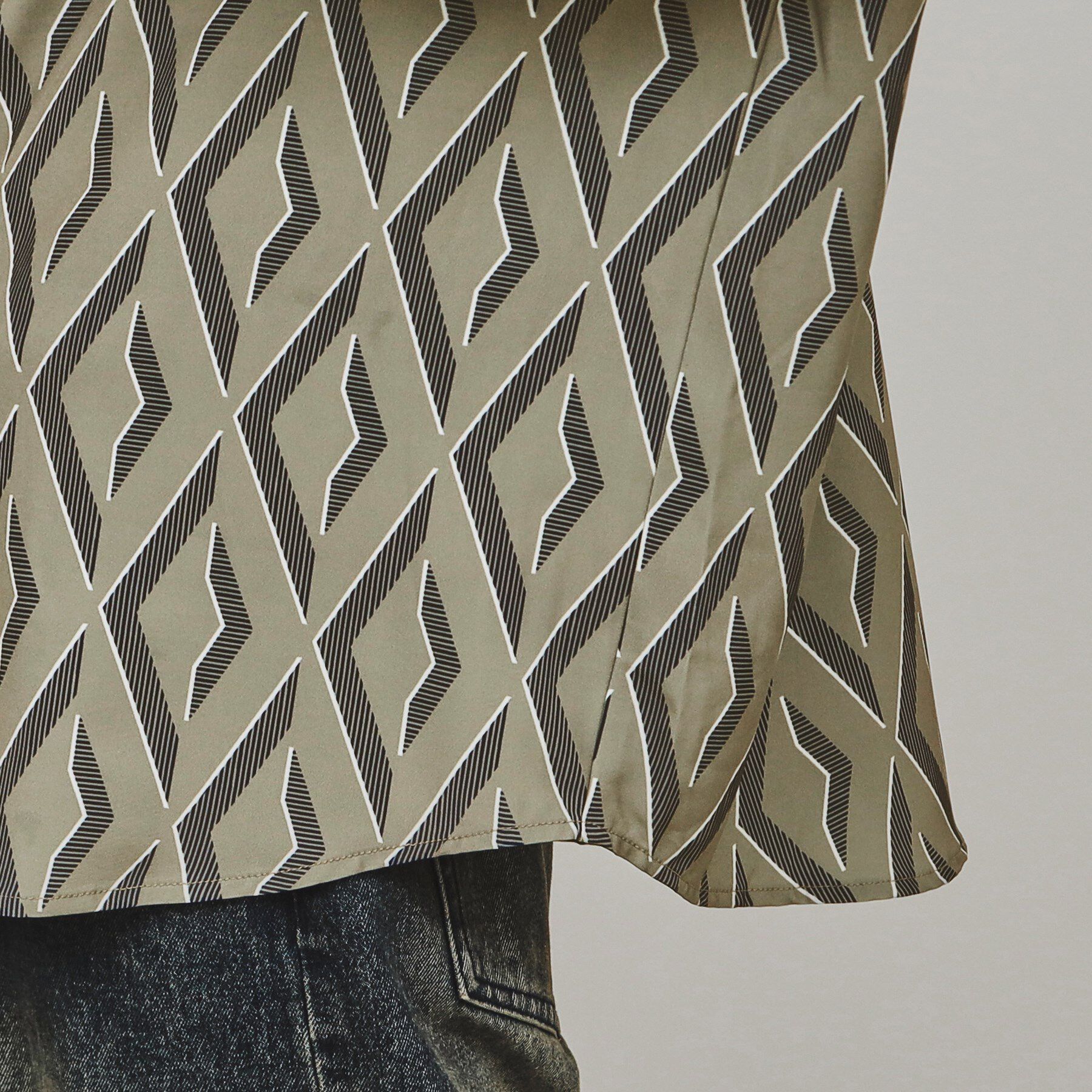 tk.TAKEO KIKUCHI「バティック柄シャツ」|シャツ・ブラウス|