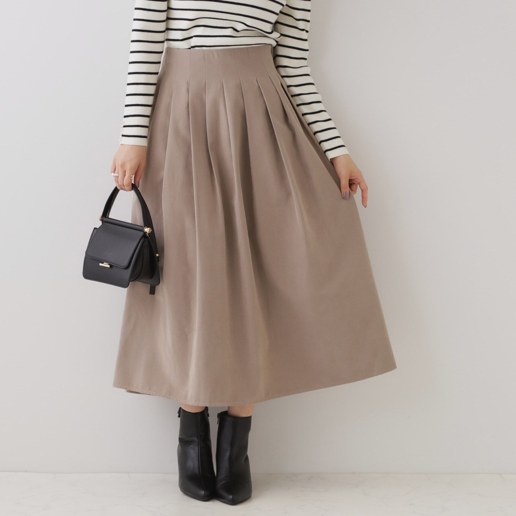 Couture broach「【スッキリ見えが叶う】マイクロスエードタックプリーツ」|スカート|