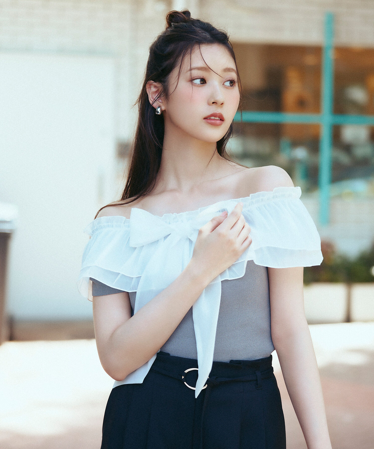  「オフショルフリルリボンニット」|ニット・セーター|グレー&times;オフ2