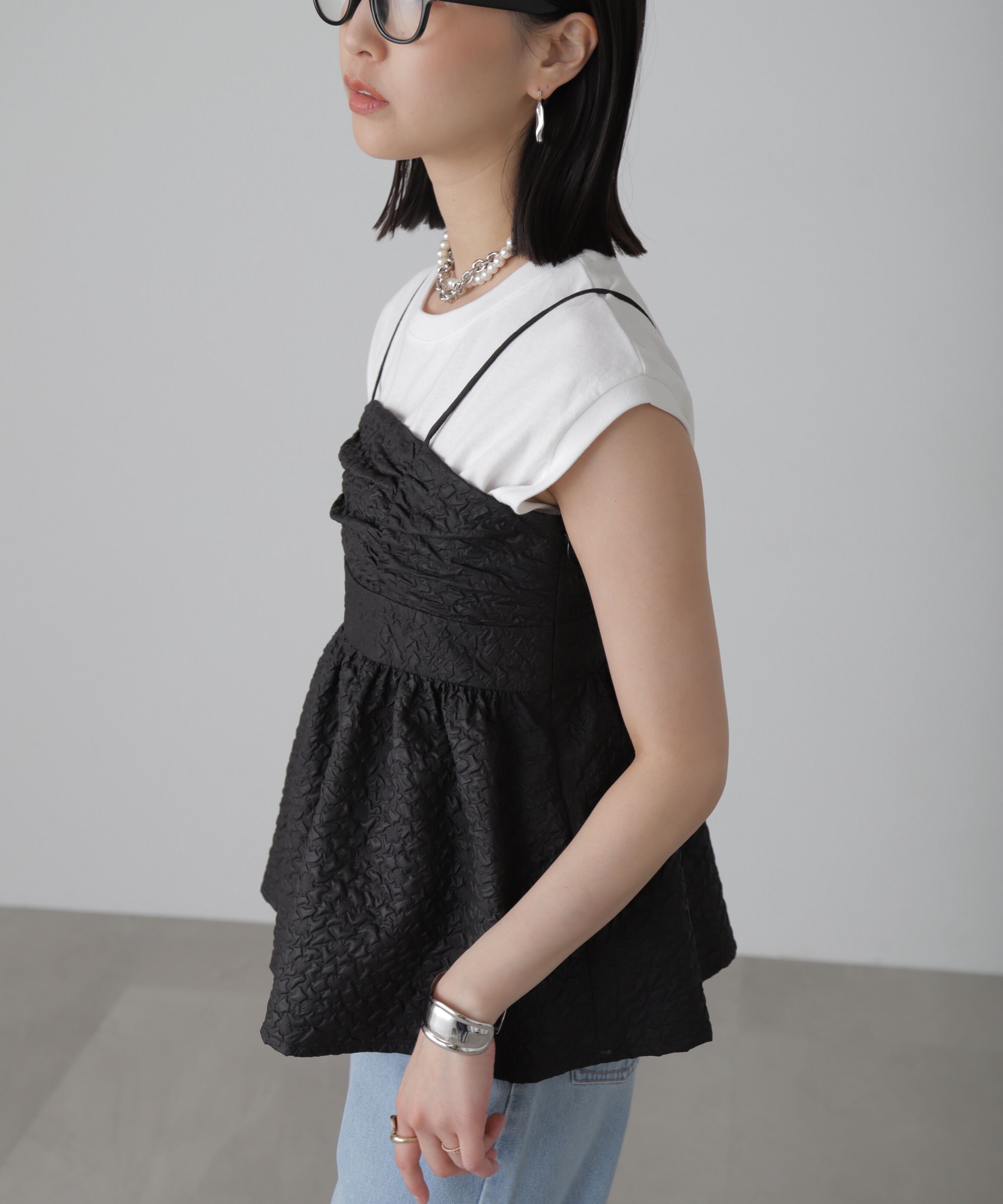  「エンボスシャーリングキャミソール」|シャツ・ブラウス|