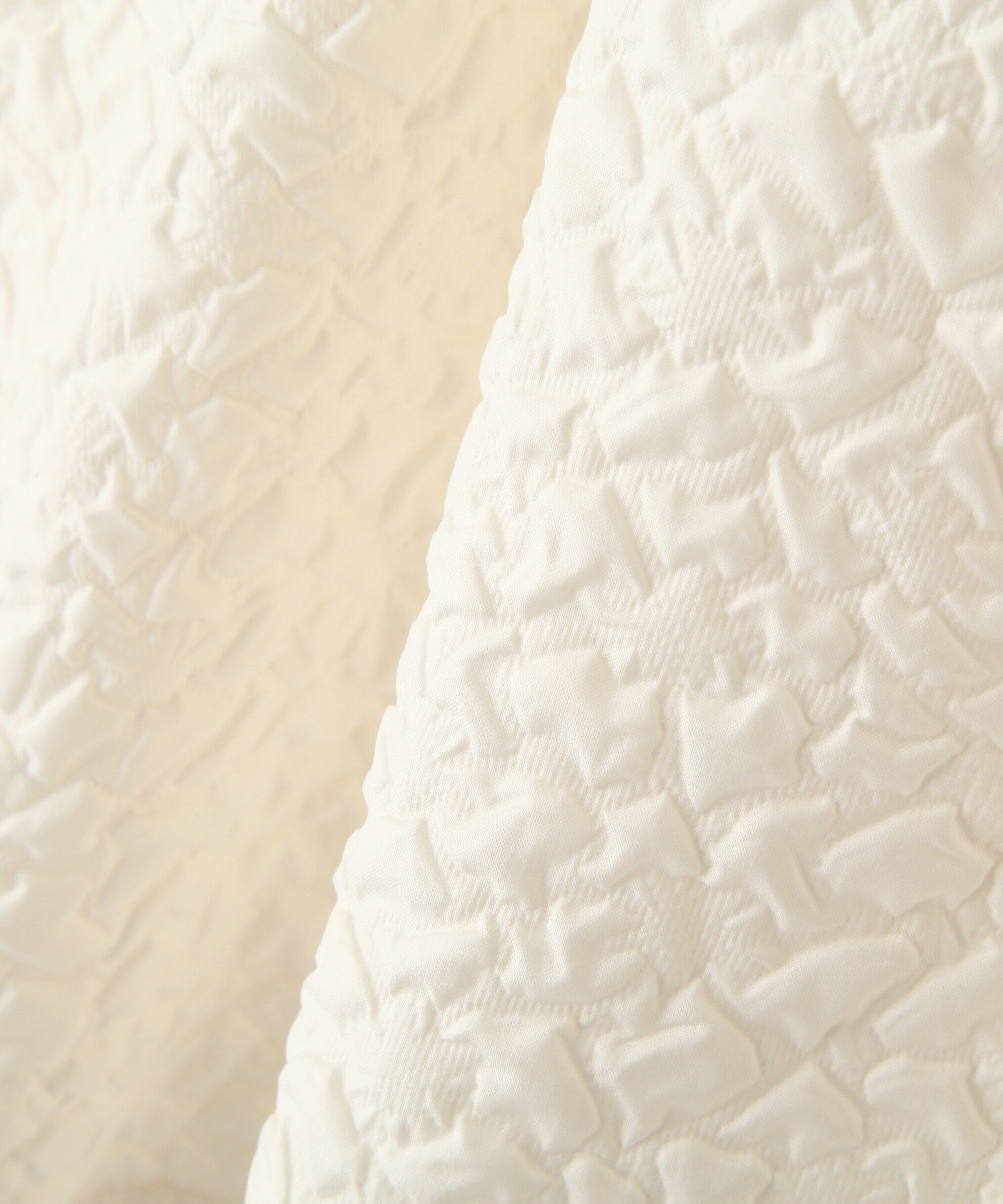  「エンボスシャーリングキャミソール」|シャツ・ブラウス|