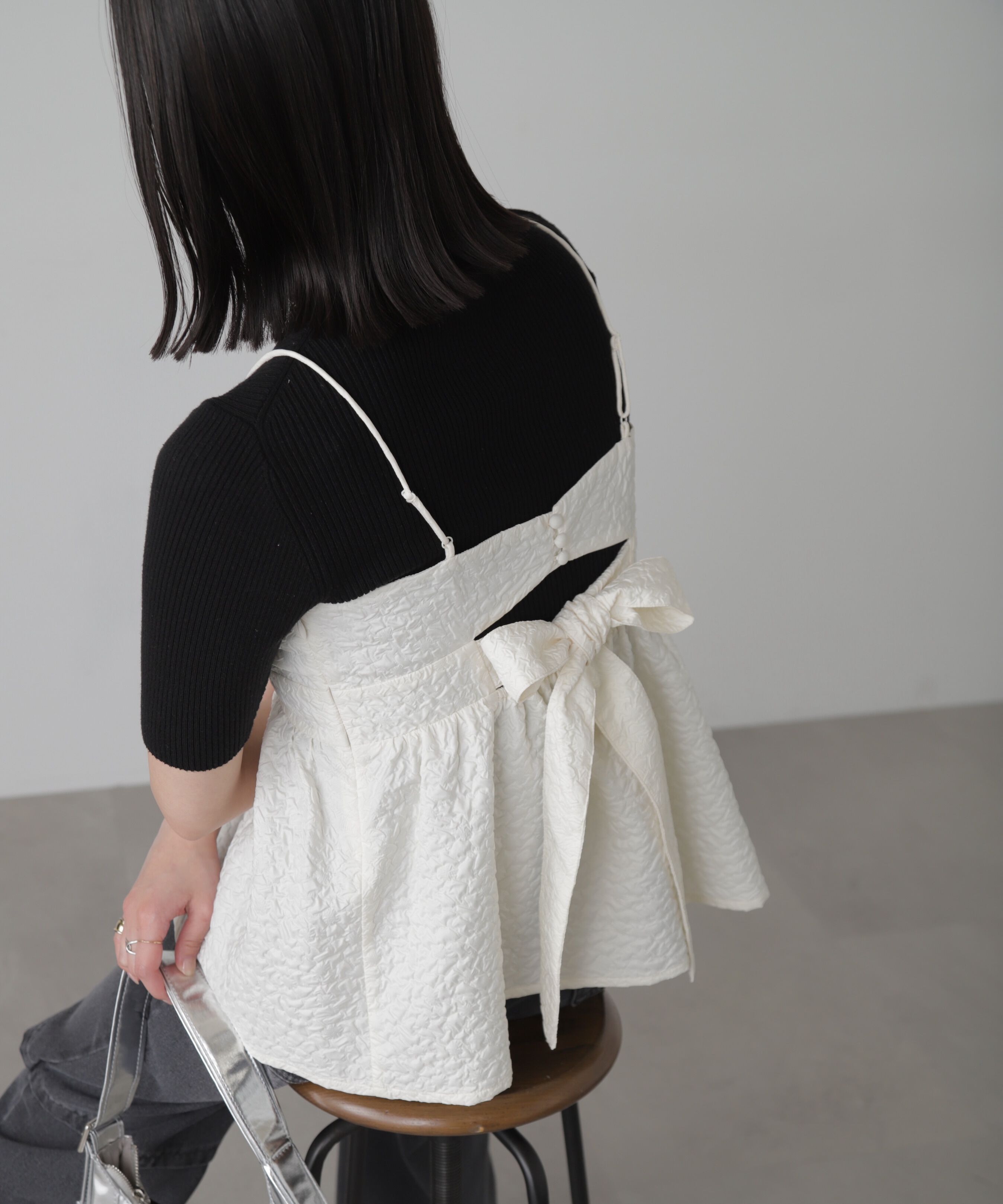  「エンボスシャーリングキャミソール」|シャツ・ブラウス|