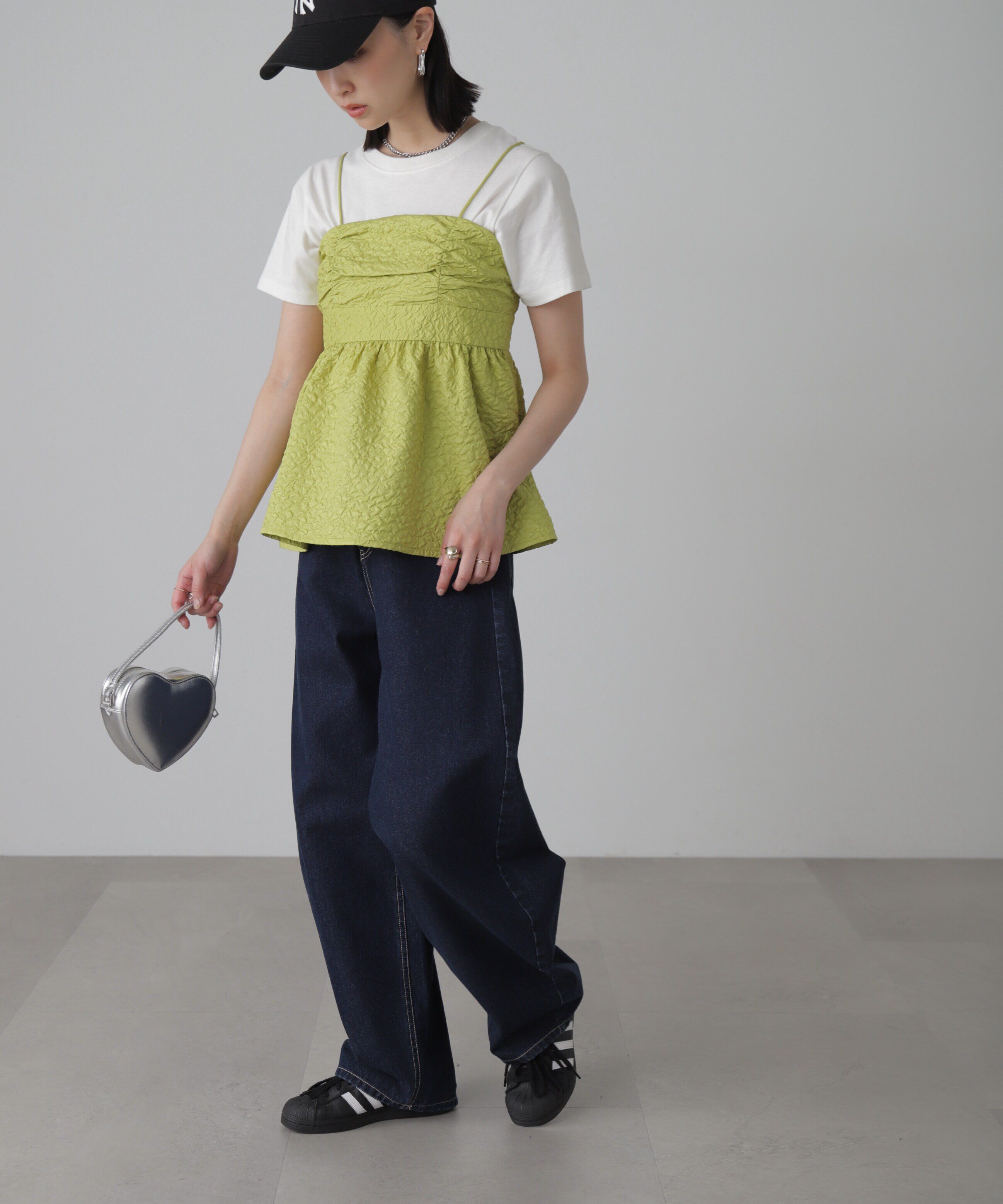  「エンボスシャーリングキャミソール」|シャツ・ブラウス|