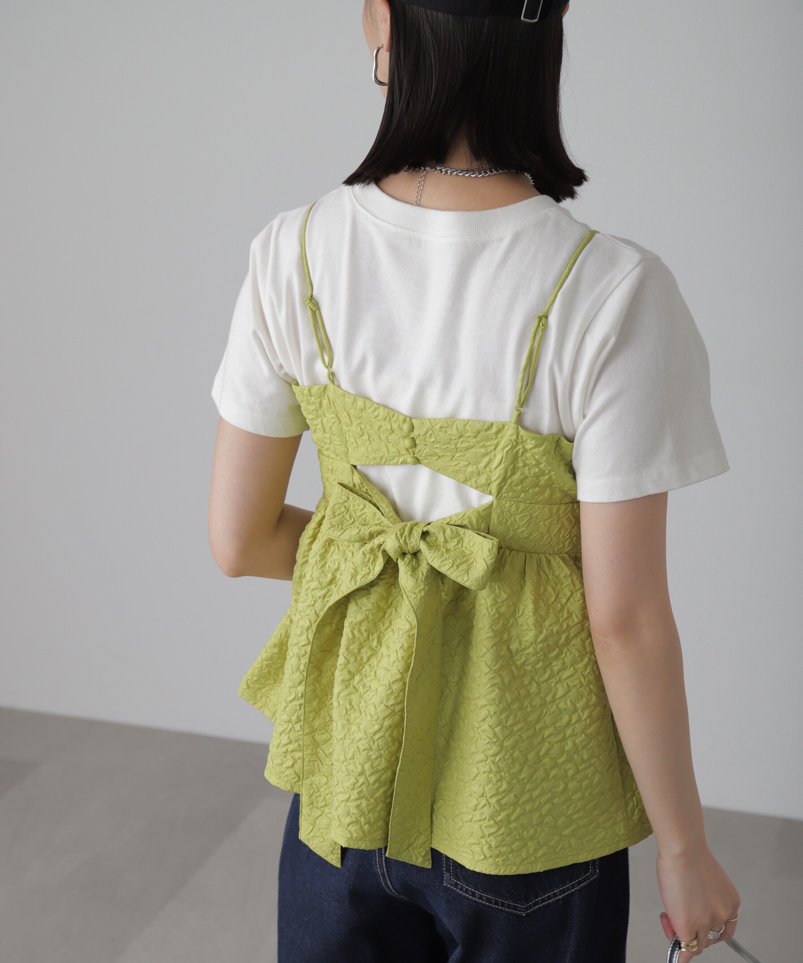  「エンボスシャーリングキャミソール」|シャツ・ブラウス|