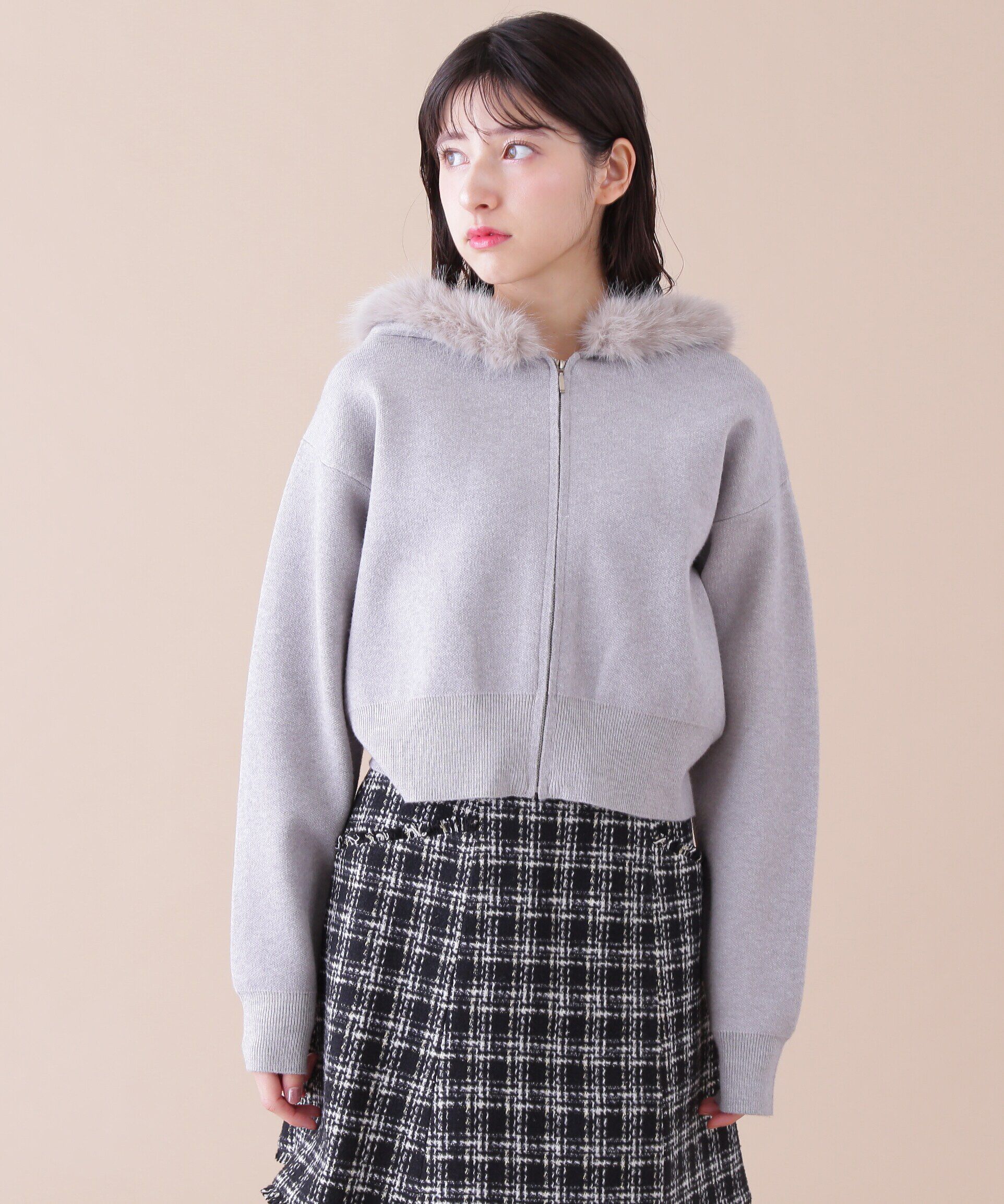  「ボリュームフェイクファーニットパーカー」|ニット・セーター|