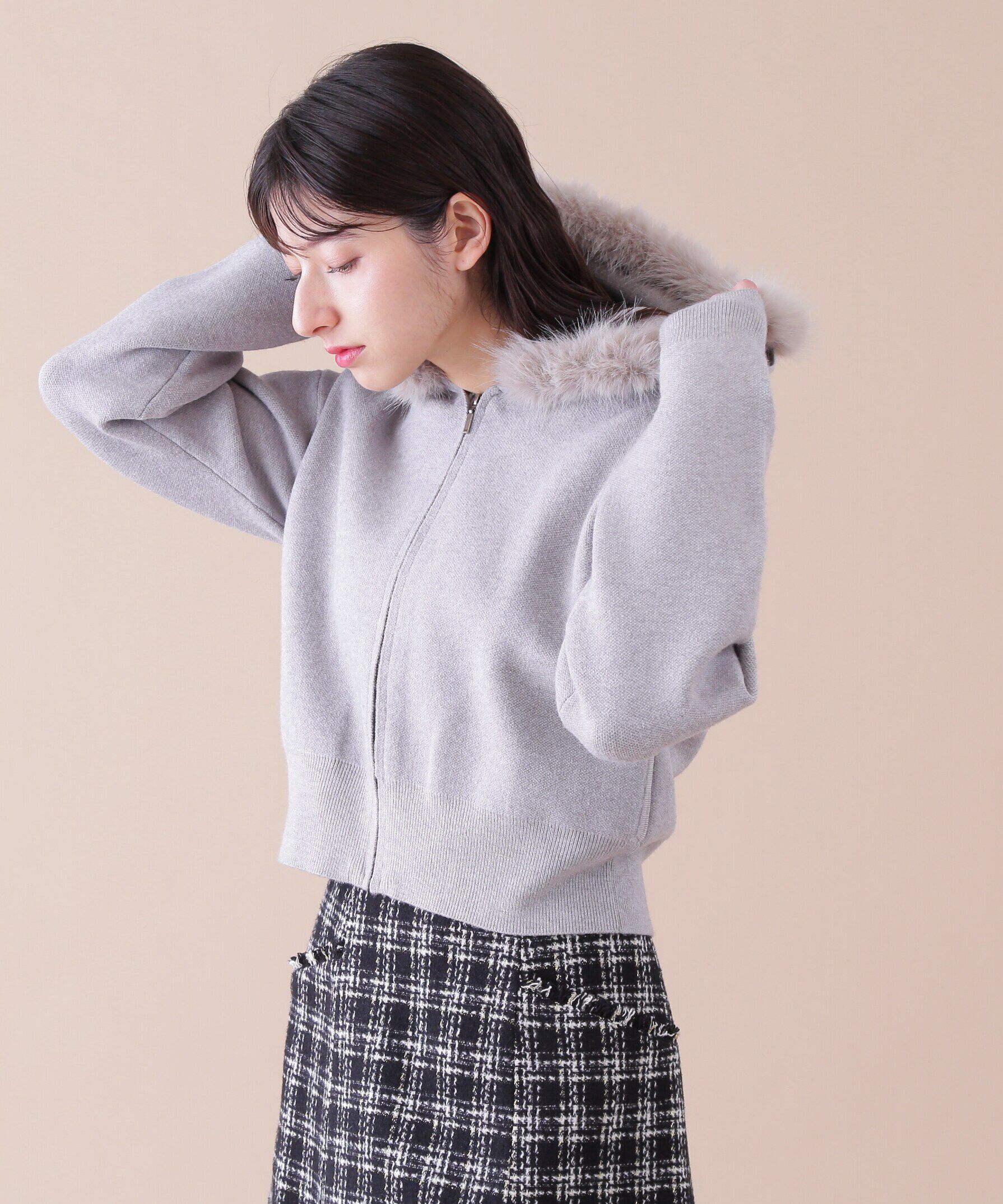  「ボリュームフェイクファーニットパーカー」|ニット・セーター|