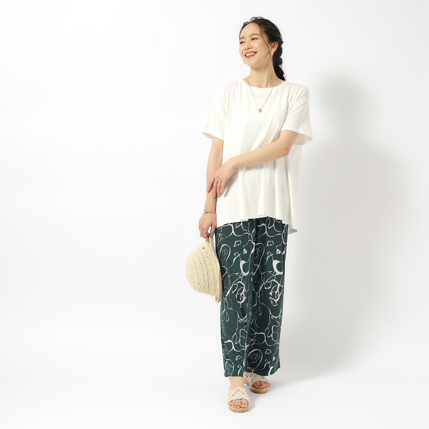 SHOO･LA･RUE「【UV】後ろ姿で魅せる とろみバックデザイントップス」|Tシャツ・カットソー|