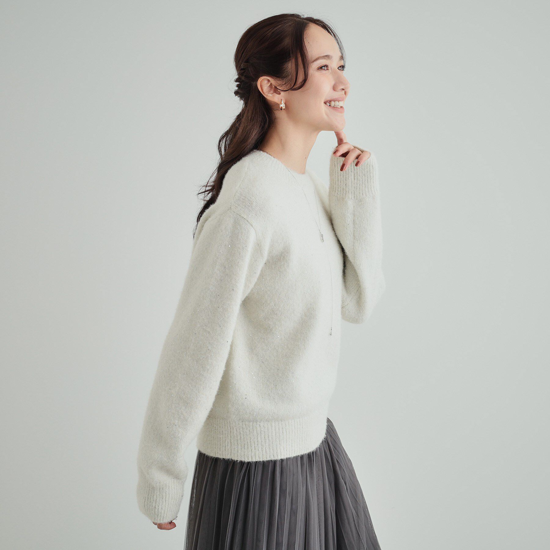 SHOO･LA･RUE「【高レビュー/S-LL】上品にキラリと華やぐ スパンコール フェザーニット」|ニット・セーター|