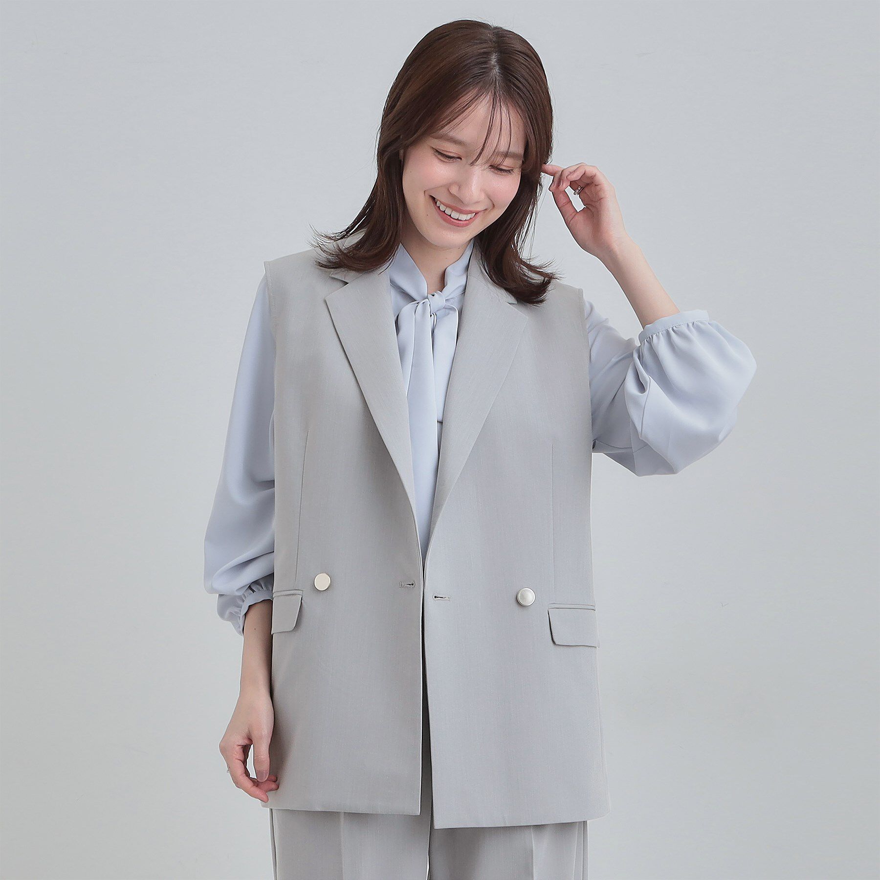 SHOO･LA･RUE「【セットアップ可/S-LL/洗濯機可】サッと軽やかに羽織りやすいWブレストジレ」|ベスト・ジレ|