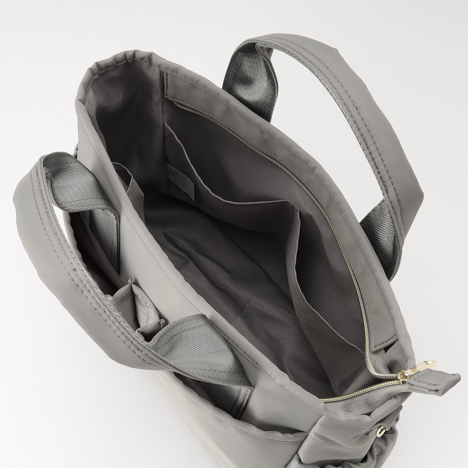 ITS&rsquo;DEMO「撥水10ポケ2WAYトート」|ハンドバッグ|