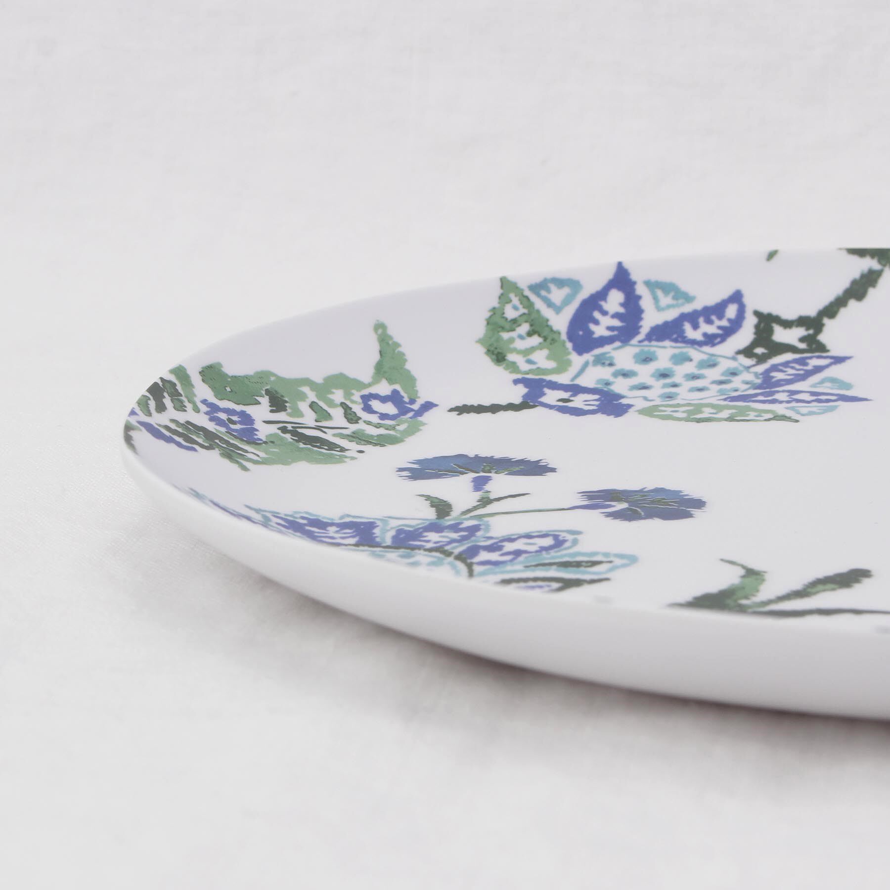 212 KITCHEN STORE「ハナ イカット ディナープレート 27cm」|食器・キッチングッズ|