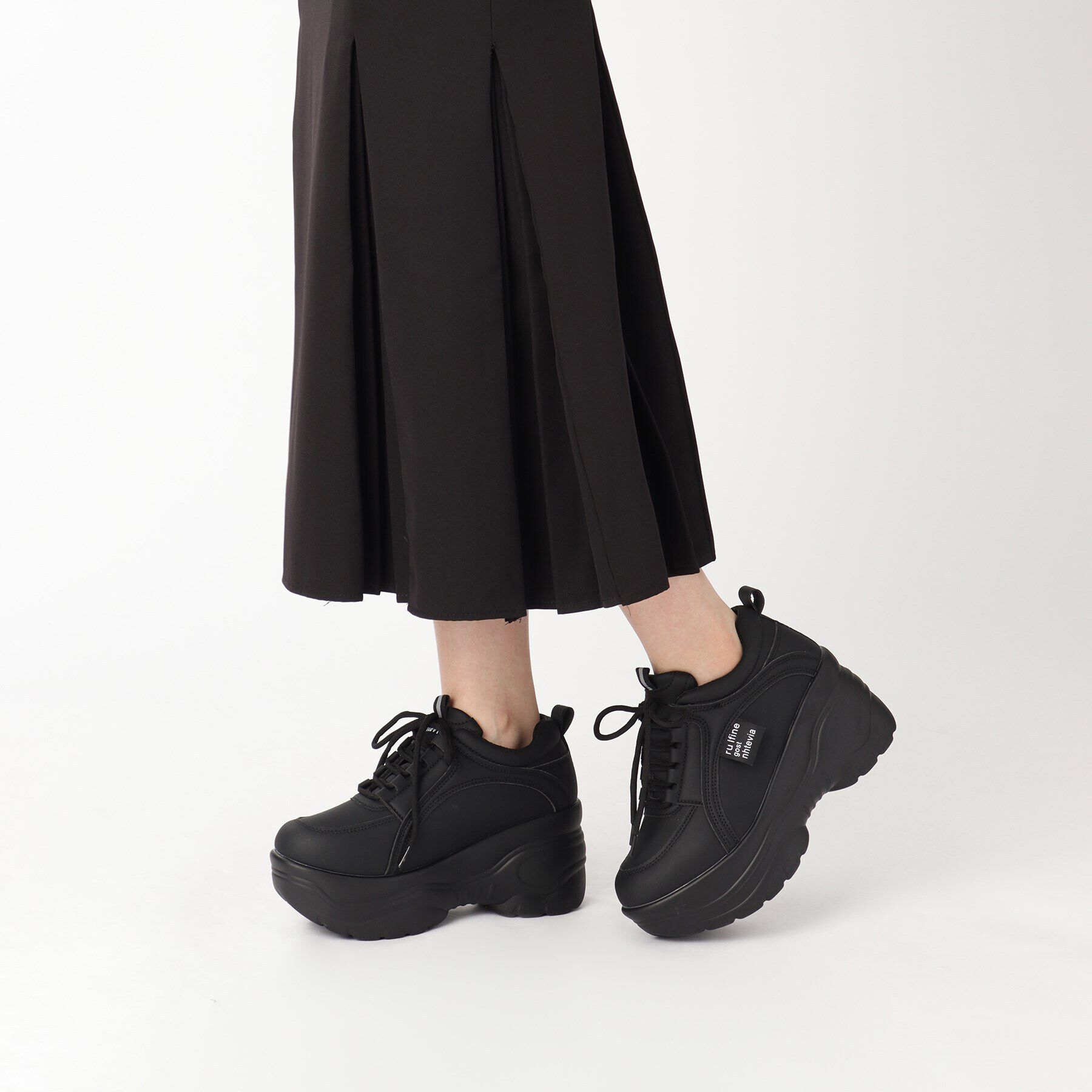 csT&P「厚底 ボリュームスニーカー 【軽量】」|スニーカー|