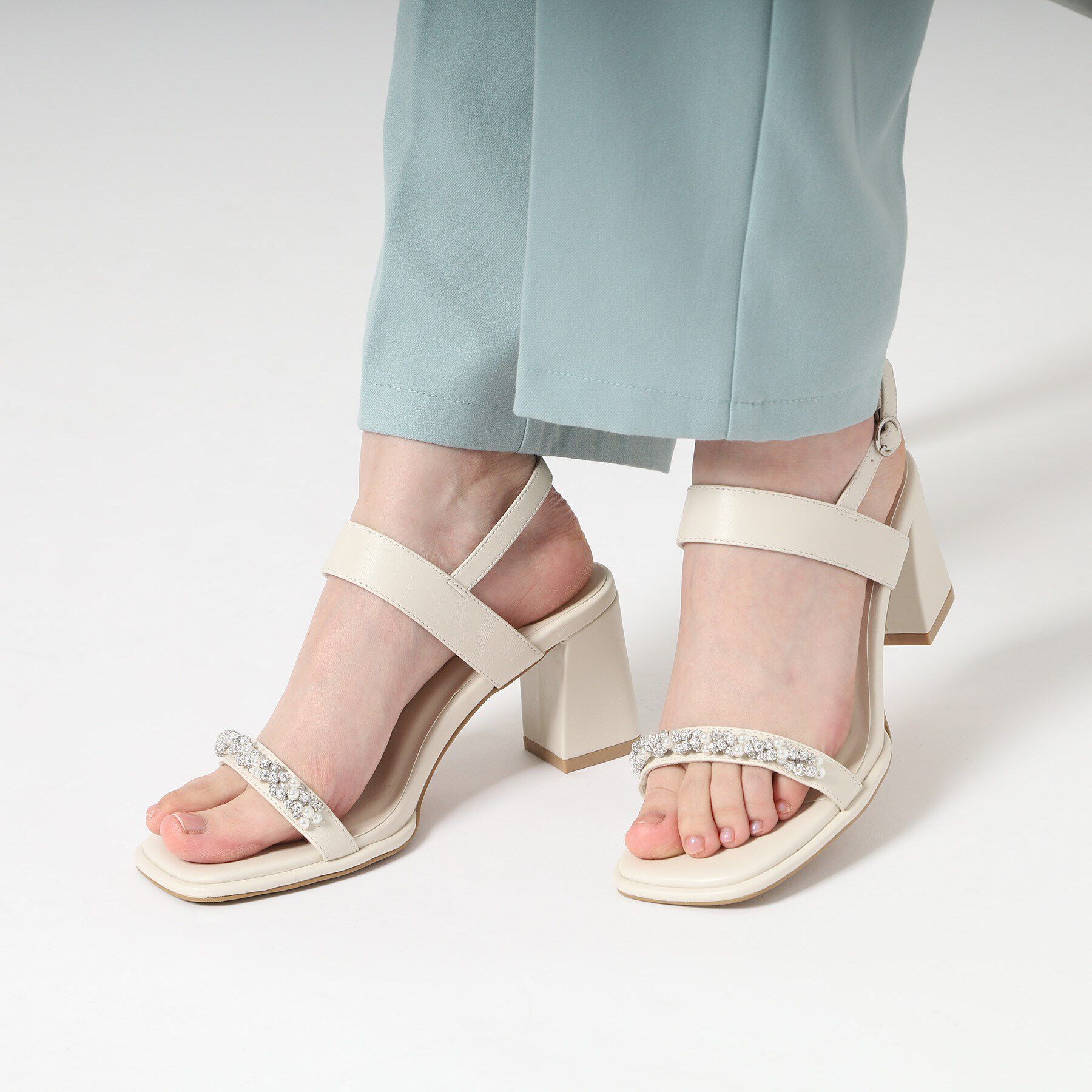 ESPERANZA「キラキラスクエアトゥサンダル 24SS」|サンダル|