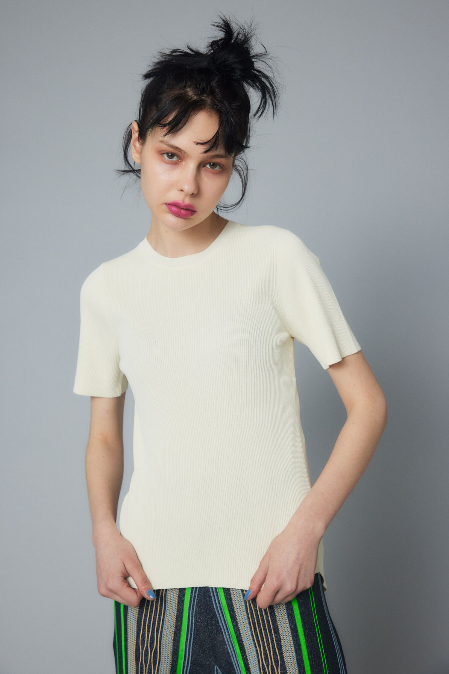 HeRIN.CYE「Back slit knit tops」|Tシャツ・カットソー|O/WHT1