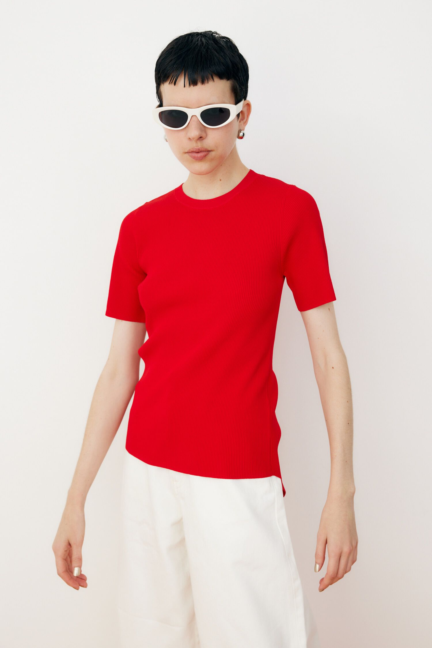 HeRIN.CYE「Back slit knit tops」|Tシャツ・カットソー|RED