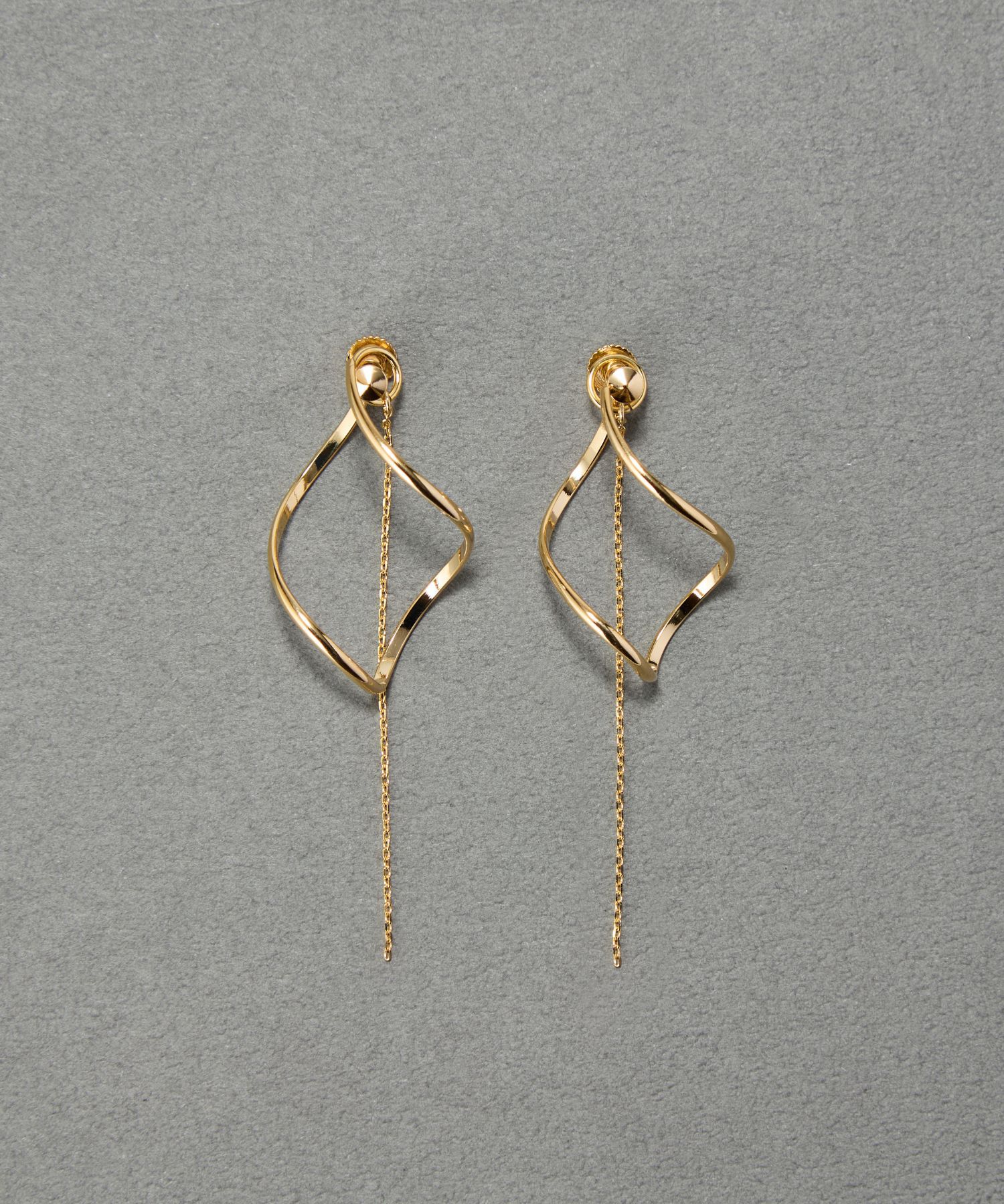 Phoebe「2wayグレースツイストラインイヤリング」|イヤリング|ゴールド