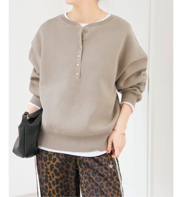 Spick and Span「《新色有り / 追加予約》メタルボタンヘンリーネックニット」|ニット・セーター|ベージュ