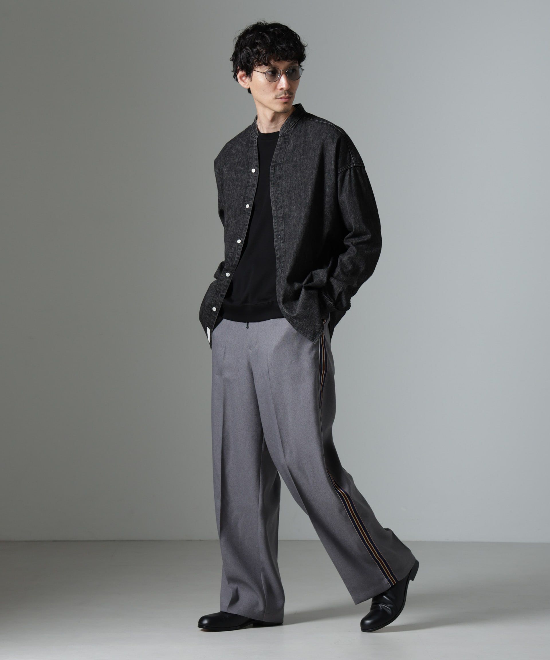 nano･universe「テックツイルサイドストライプイージーパンツ」|チノ|