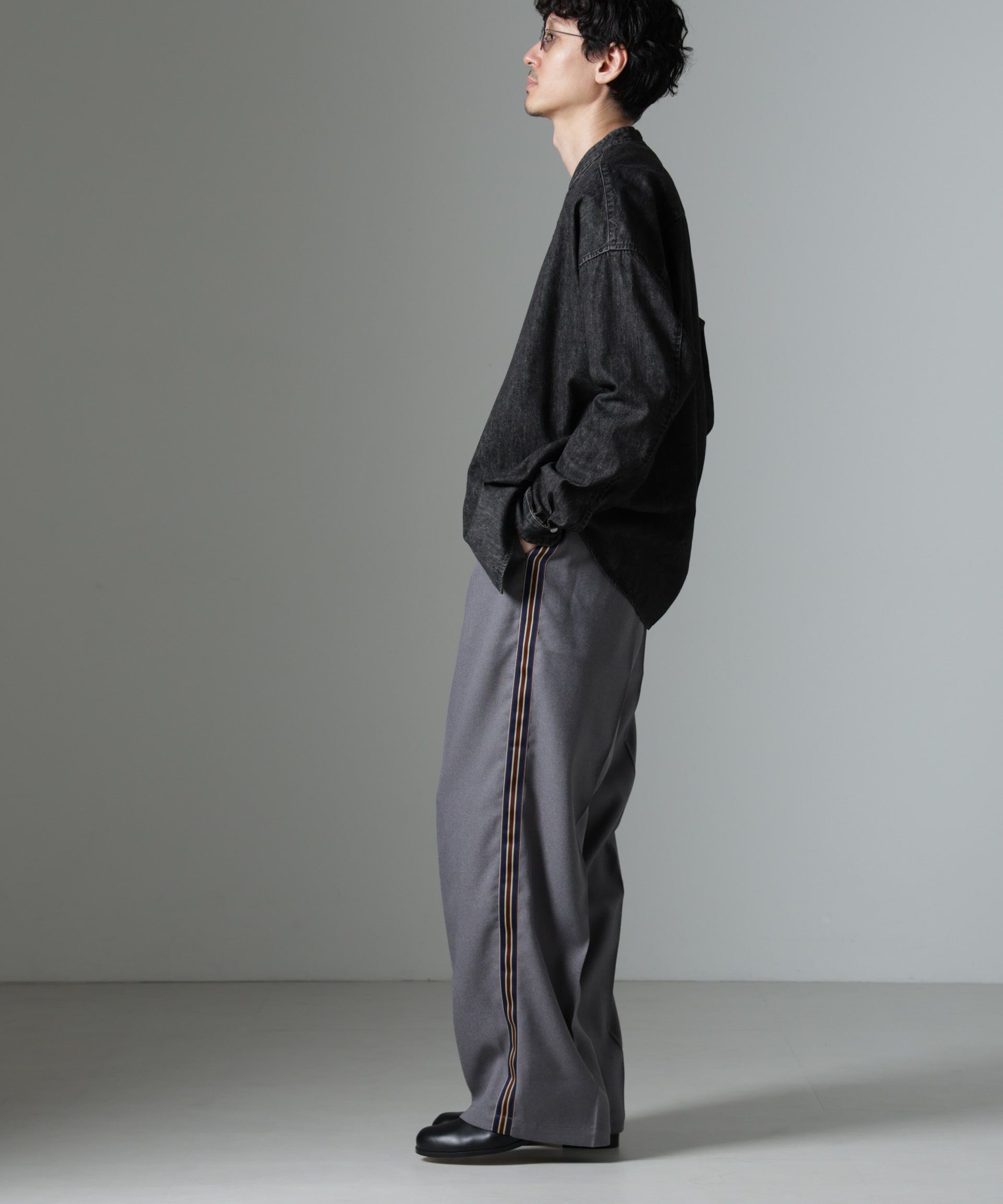 nano･universe「テックツイルサイドストライプイージーパンツ」|チノ|