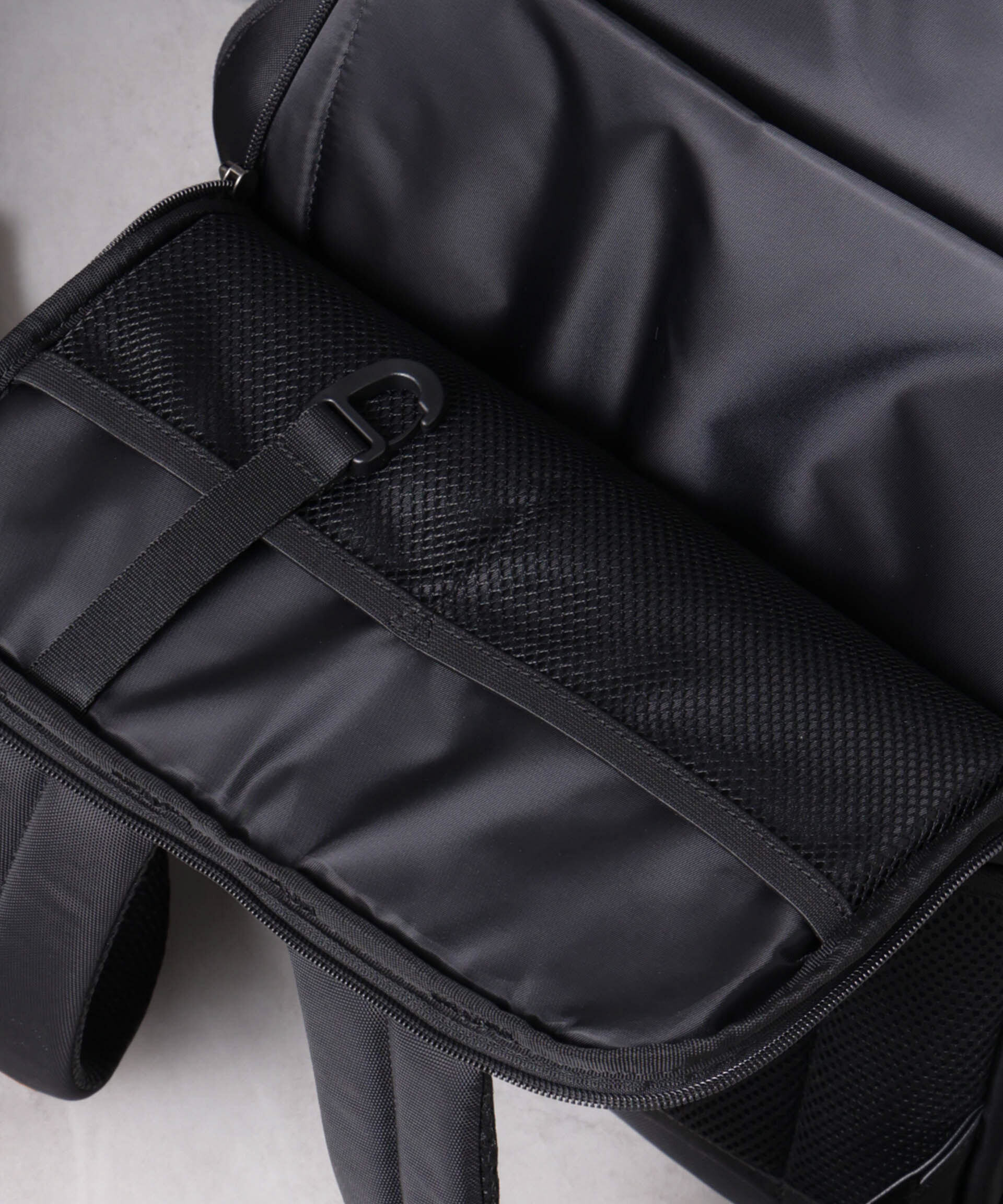 nano･universe「ECOPET(R) マルチポケットバックパック」|ショルダー・メッセンジャー|