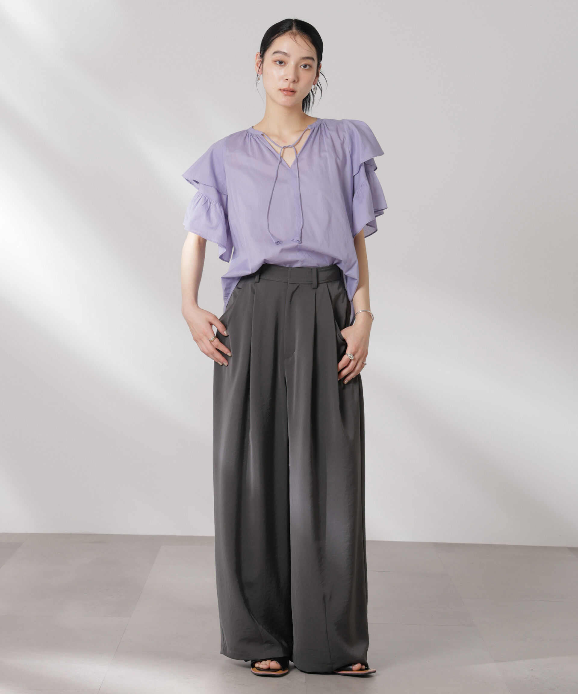 nano･universe「made in india コットンフリルスリーブブラウス」|シャツ・ブラウス|