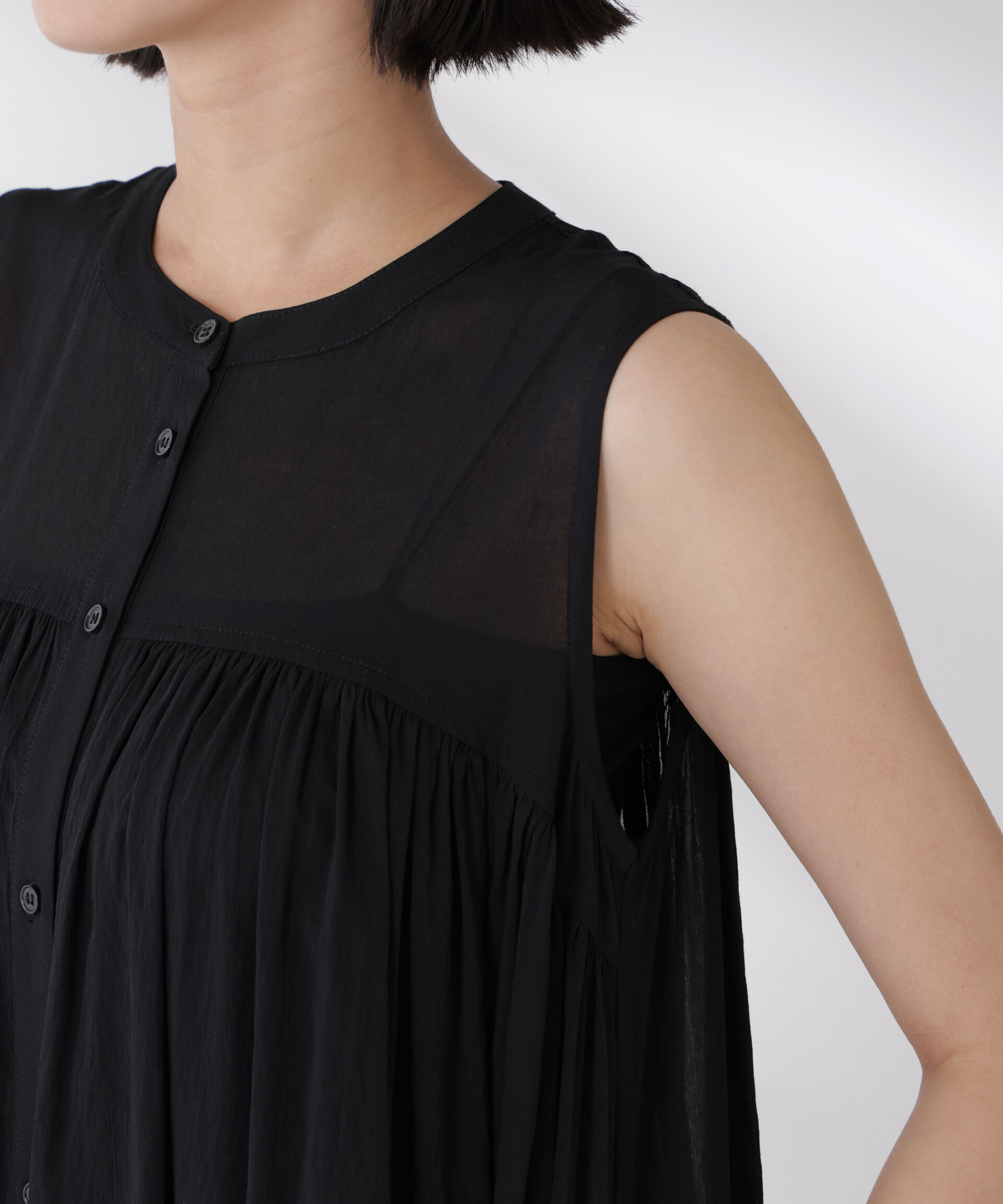 nano･universe「ギャザー切り替えノースリーブシアーワンピース」|ワンピース|