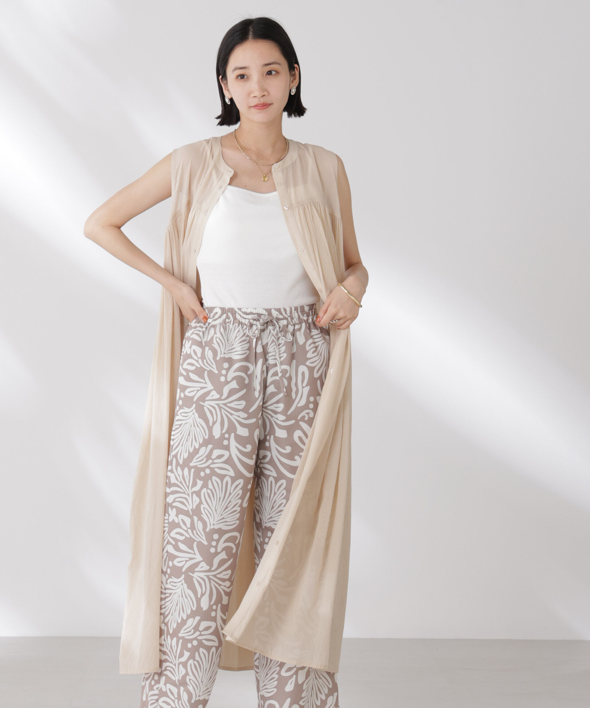 nano･universe「ギャザー切り替えノースリーブシアーワンピース」|ワンピース|