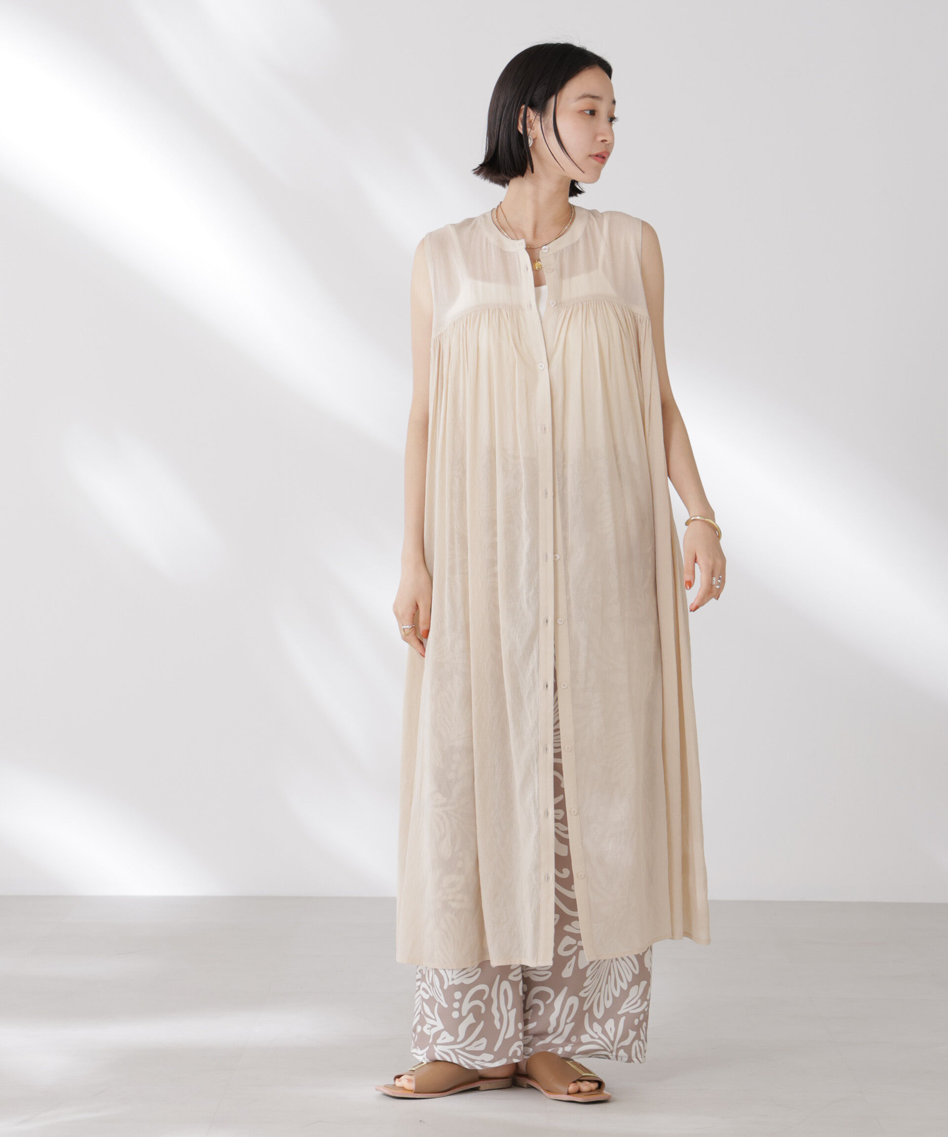 nano･universe「ギャザー切り替えノースリーブシアーワンピース」|ワンピース|