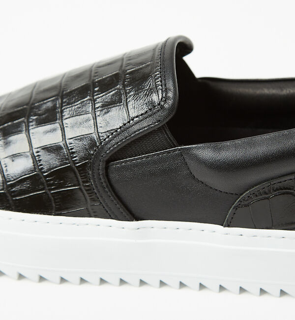 alfredoBANNISTER「【Margome sole】シャークソール クロコダイル柄 レザー スニーカー」|スニーカー|