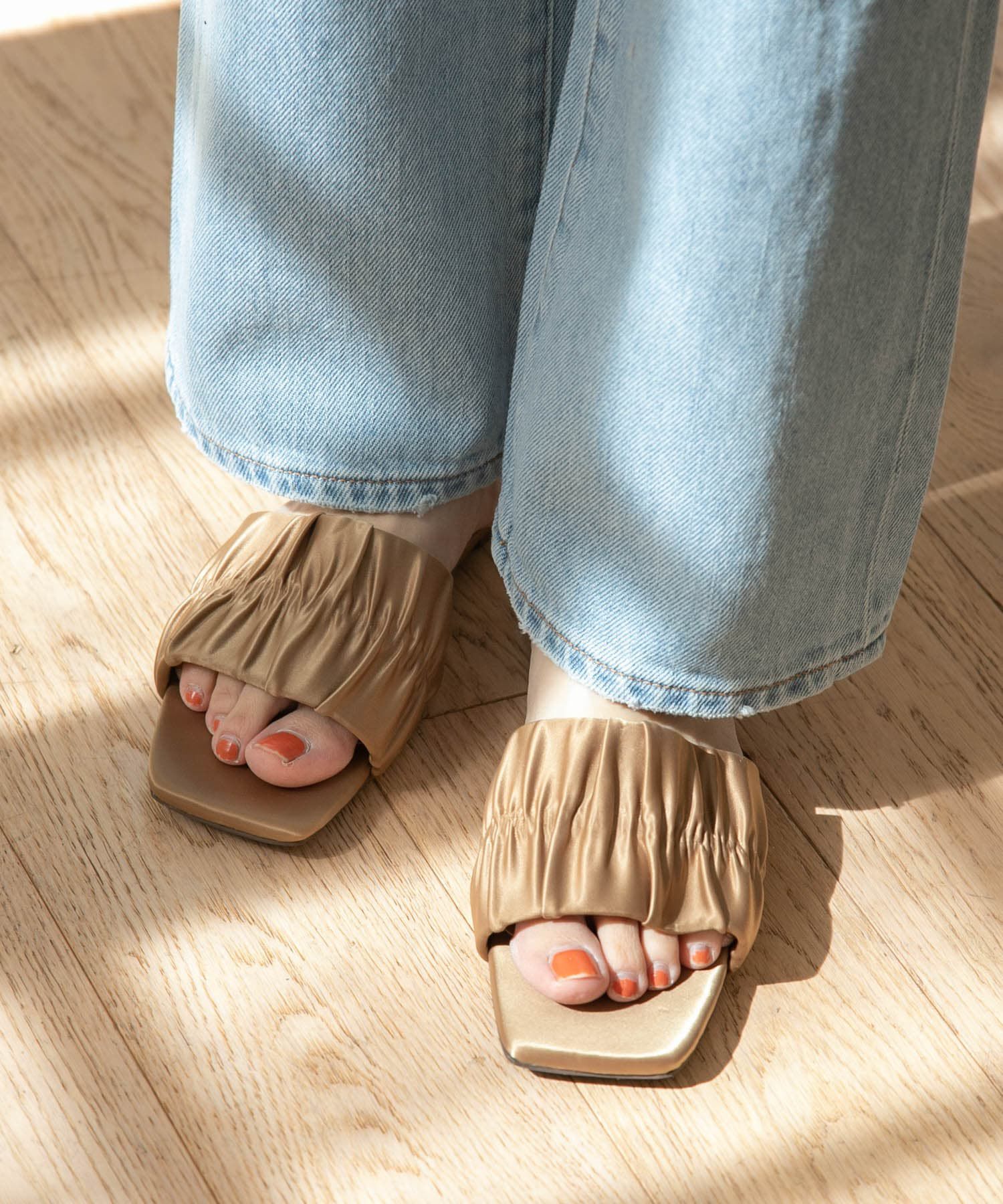 Sonny Label 「サテンシャーリングサンダル」|サンダル|ベージュ