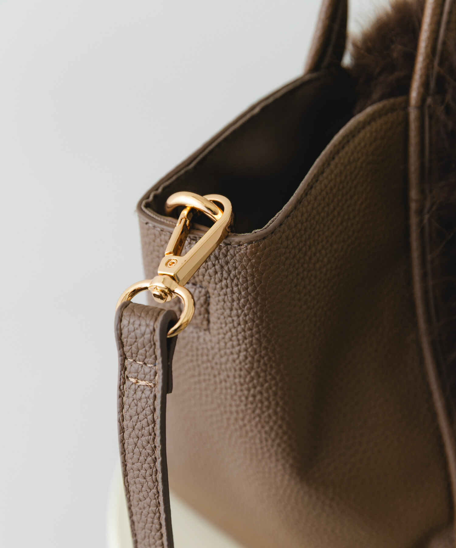 RODE SKO「フラッフィーフラップハンドバッグ」|ハンドバッグ|