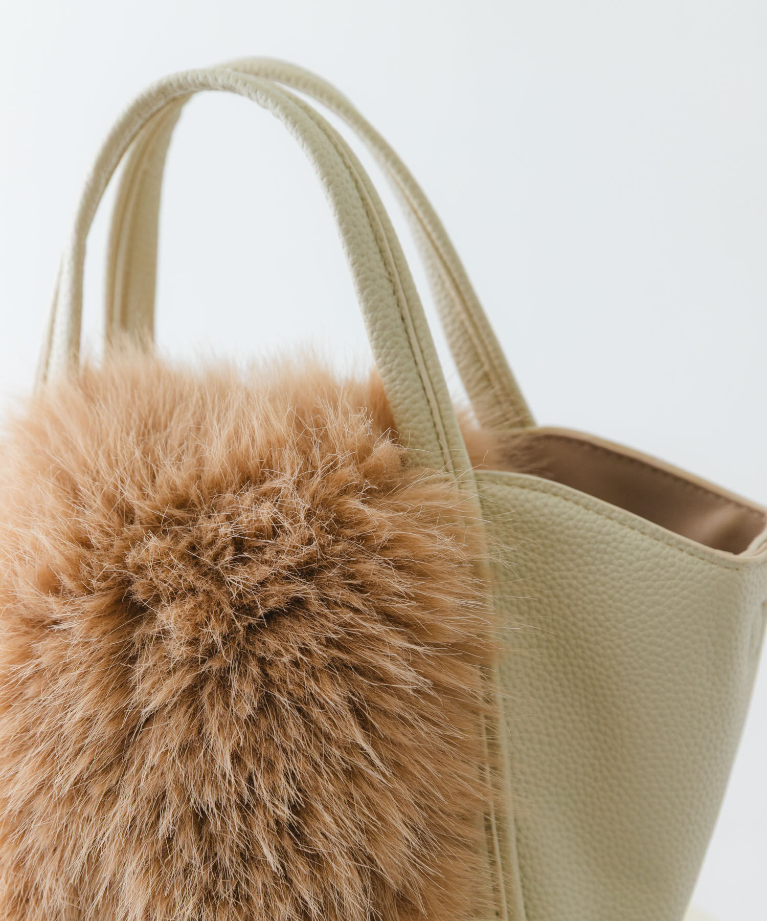 RODE SKO「フラッフィーフラップハンドバッグ」|ハンドバッグ|