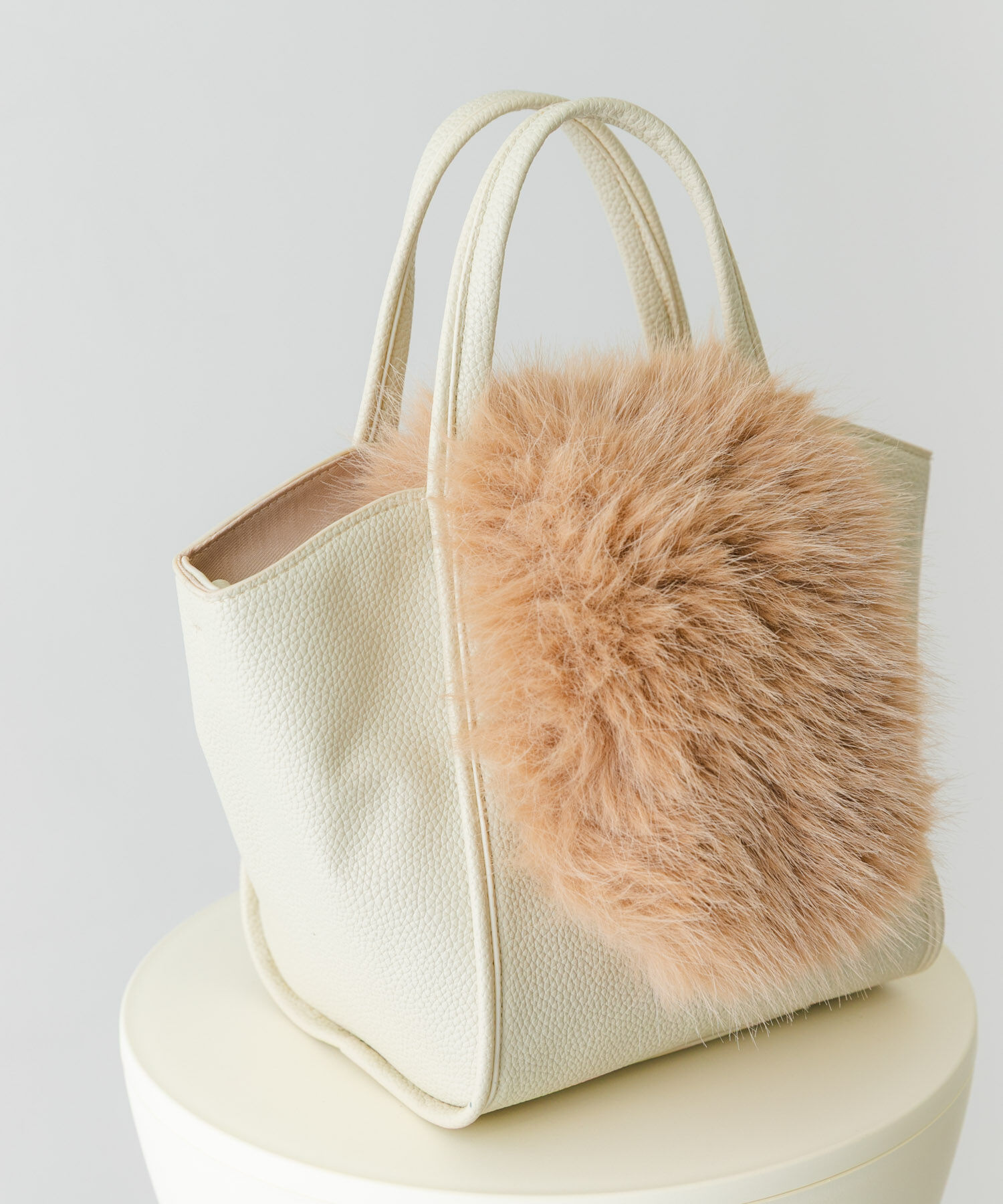 RODE SKO「フラッフィーフラップハンドバッグ」|ハンドバッグ|