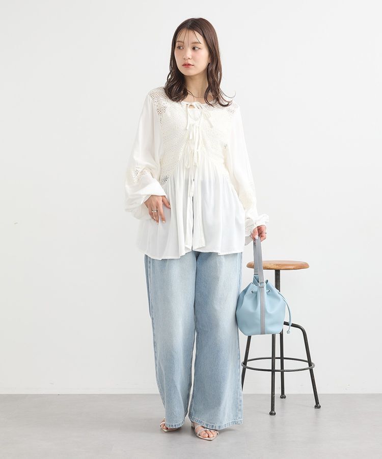 earth music&ecology「ワンポイントロゴ刺繍デニムパンツ」|デニム|