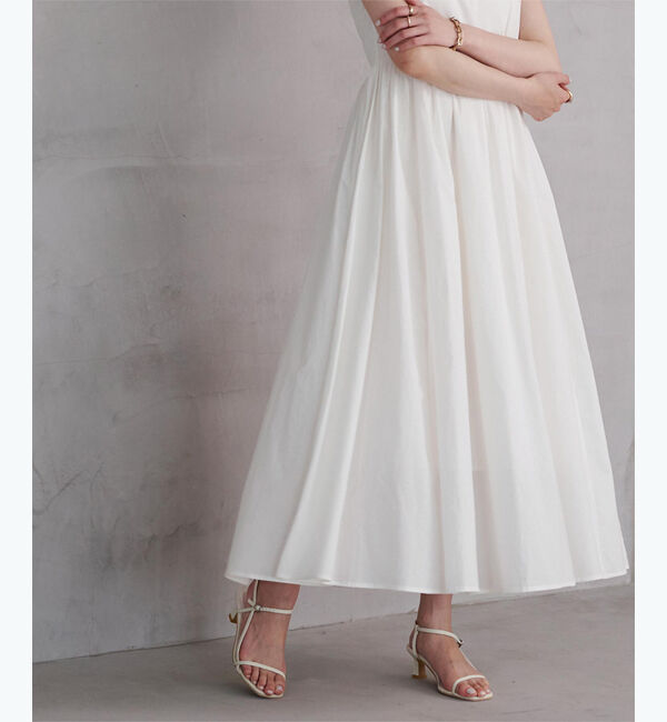 ur's「フレンチスリーブギャザーフレアワンピース」|ワンピース|