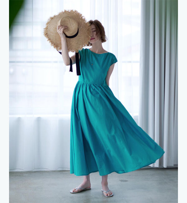 ur's「フレンチスリーブギャザーフレアワンピース」|ワンピース|