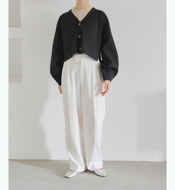 titivate「【前坂美結さんコラボ】Vネッククロップドニットカーディガン」|ニット・セーター|ブラック