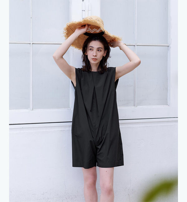 ur's「ストレートラインオールインワン/ラッシュガード」|オールインワン|ブラック