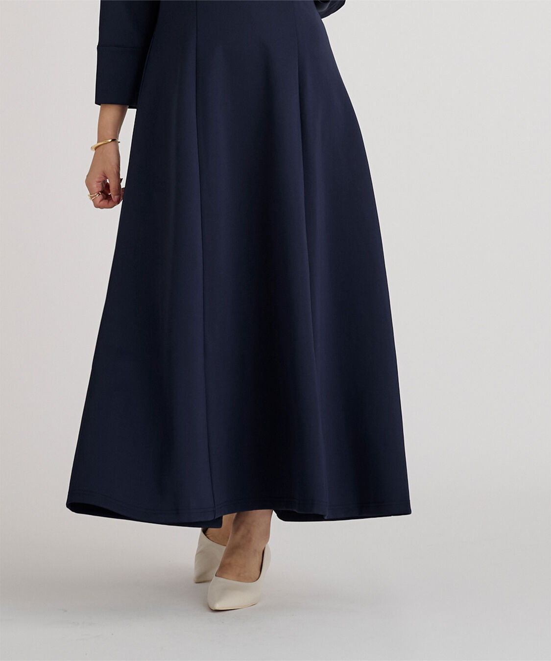 ur's「ボンディングキーネックウエストシェイプワンピース」|ワンピース|